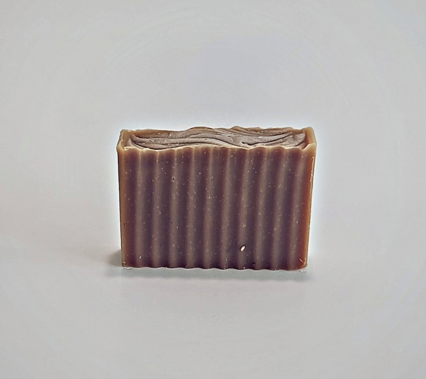 Jabón natural en barra Golden Almond.